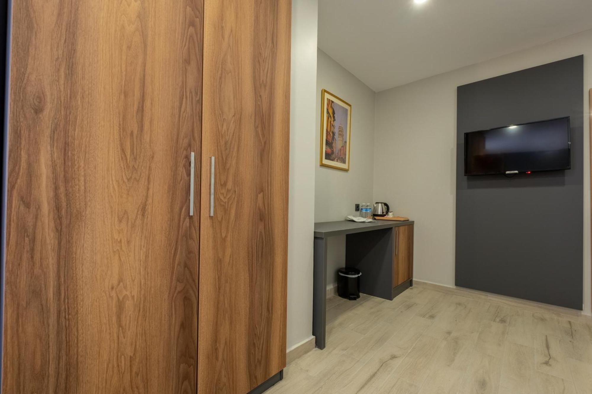 Arnavutkoy Fly Point Airport Hotel מראה חיצוני תמונה